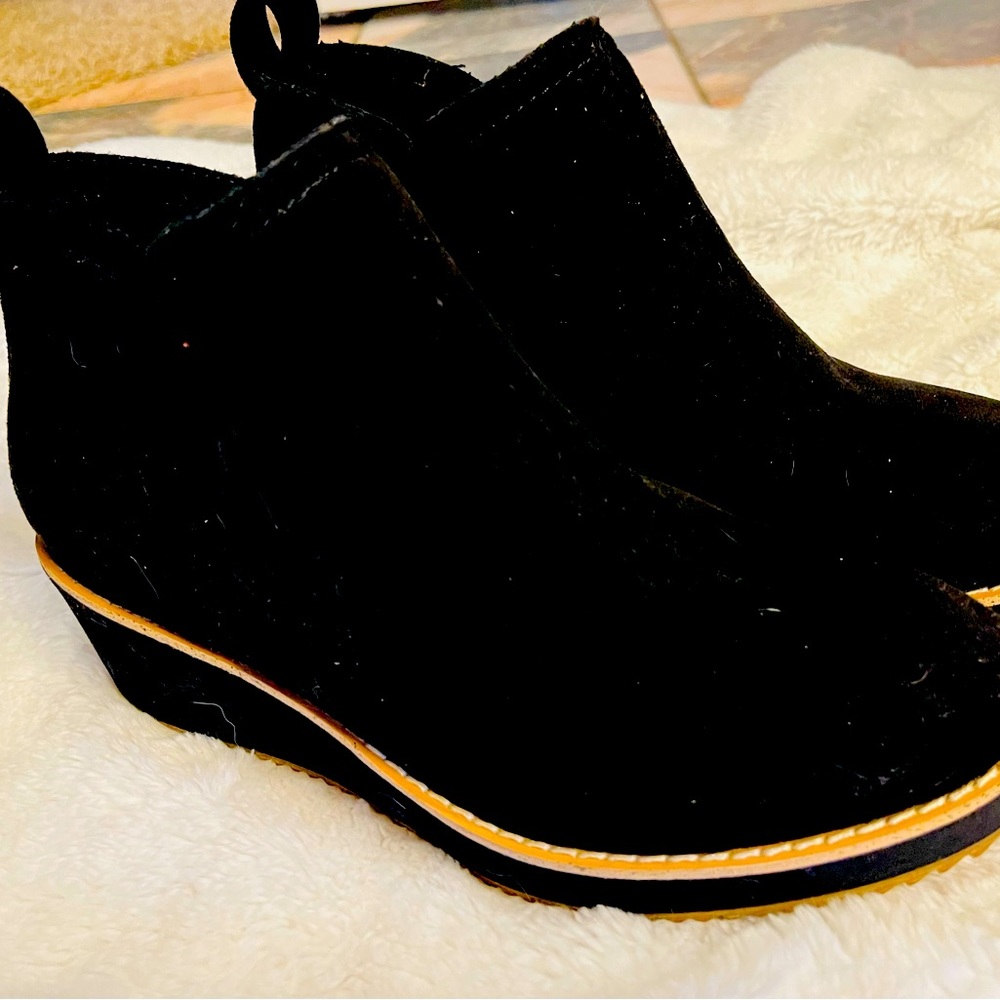 Tori Wedge black suede boots by Corkys